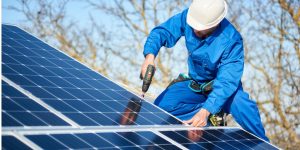 Installation Maintenance Panneaux Solaires Photovoltaïques à Brantigny